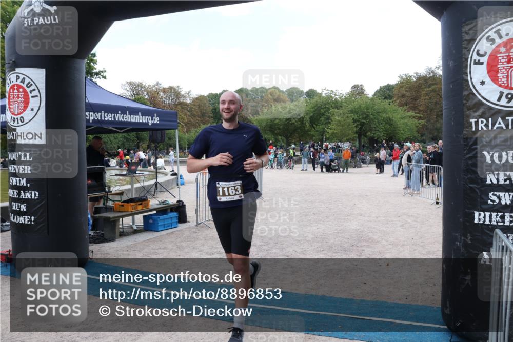 14.09.2025 - Stadtparktriathlon Strokosch-Dieckow http://msf.ph/oto/8896853 14.09.2025 13:09:38 Ziel 1163 meine-sportfotos.de
