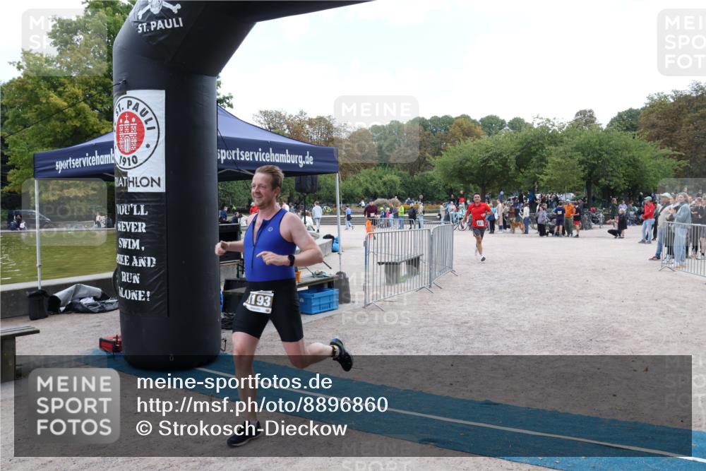 14.09.2025 - Stadtparktriathlon Strokosch-Dieckow http://msf.ph/oto/8896860 14.09.2025 13:10:05 Ziel 1081, 1153, 1193 meine-sportfotos.de