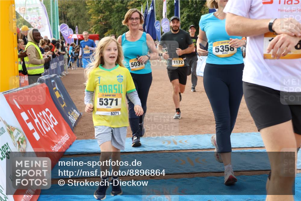 14.09.2025 - Airport Race Strokosch-Dieckow http://msf.ph/oto/8896864 14.09.2025 12:20:27 Ziel 221, 826, 1053, 1118, 1172, 1873, 2009, 2180, 4024, 4050, 4073, 5031, 5358, 5371, 5403, 5414 meine-sportfotos.de