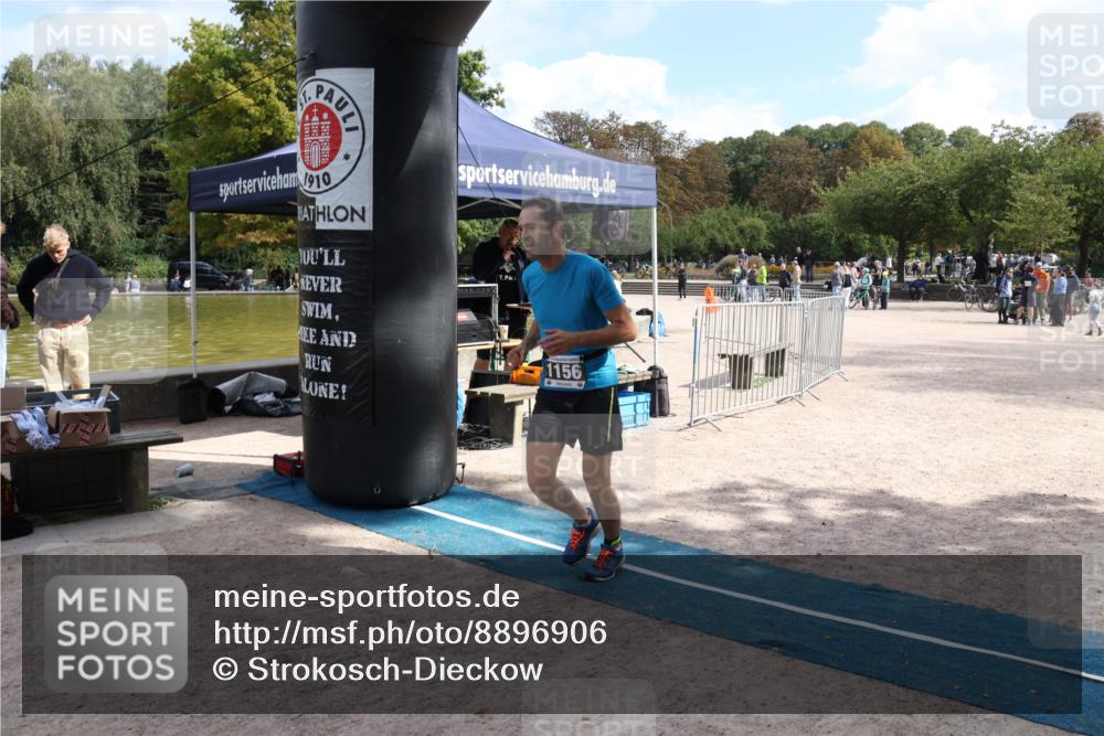 14.09.2025 - Stadtparktriathlon Strokosch-Dieckow http://msf.ph/oto/8896906 14.09.2025 13:11:28 Ziel 1149, 1156 meine-sportfotos.de