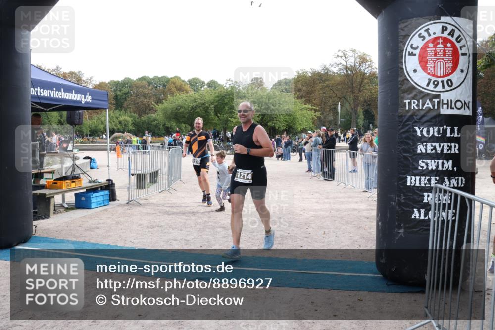 14.09.2025 - Stadtparktriathlon Strokosch-Dieckow http://msf.ph/oto/8896927 14.09.2025 13:13:35 Ziel 1152, 1210, 1214 meine-sportfotos.de