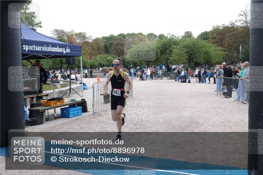 14.09.2025 - Stadtparktriathlon Strokosch-Dieckow http://msf.ph/oto/8896978 14.09.2025 13:18:15 Ziel 1176 meine-sportfotos.de
