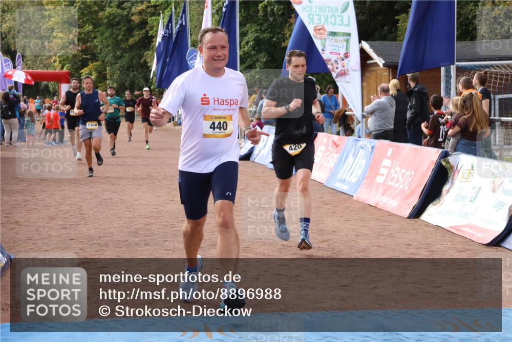 14.09.2025 - Airport Race Strokosch-Dieckow http://msf.ph/oto/8896988 14.09.2025 12:20:54 Ziel 420, 440, 670, 717, 792, 1049, 1360, 1520, 4168 meine-sportfotos.de