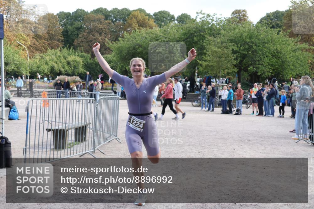 14.09.2025 - Stadtparktriathlon Strokosch-Dieckow http://msf.ph/oto/8896992 14.09.2025 13:19:04 Ziel 1224 meine-sportfotos.de
