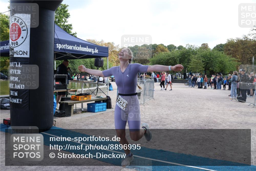 14.09.2025 - Stadtparktriathlon Strokosch-Dieckow http://msf.ph/oto/8896995 14.09.2025 13:19:05 Ziel 1224 meine-sportfotos.de