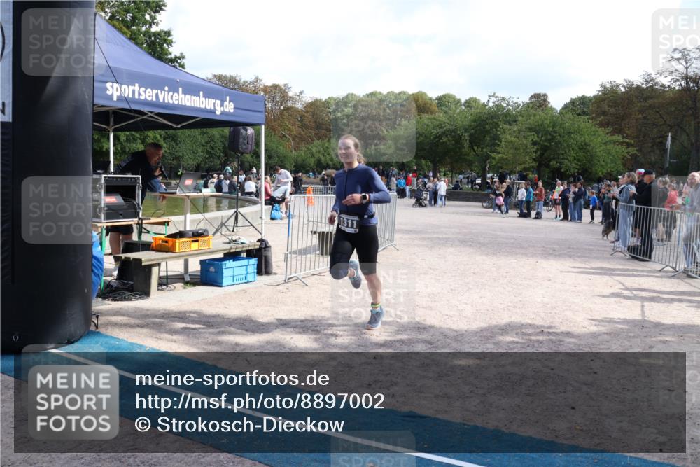 14.09.2025 - Stadtparktriathlon Strokosch-Dieckow http://msf.ph/oto/8897002 14.09.2025 13:19:18 Ziel 1311 meine-sportfotos.de