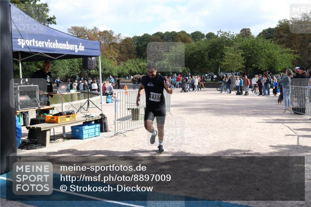 14.09.2025 - Stadtparktriathlon Strokosch-Dieckow http://msf.ph/oto/8897009 14.09.2025 13:19:31 Ziel 1157 meine-sportfotos.de
