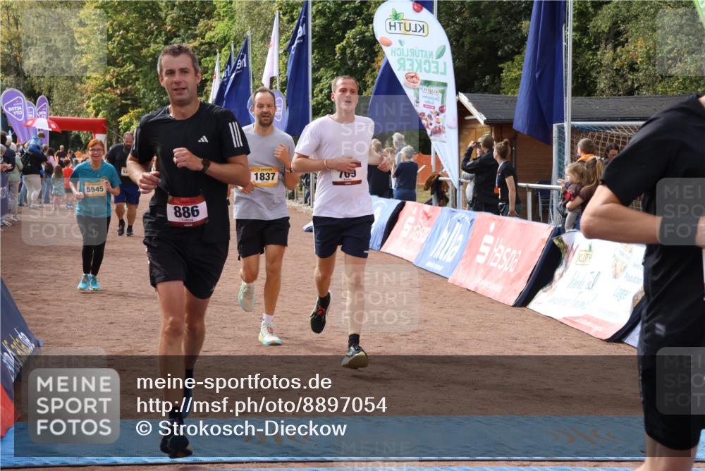 14.09.2025 - Airport Race Strokosch-Dieckow http://msf.ph/oto/8897054 14.09.2025 12:21:06 Ziel 81, 306, 313, 393, 709, 715, 794, 886, 1837, 5300, 5545 meine-sportfotos.de