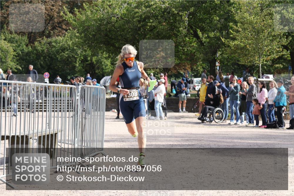 14.09.2025 - Stadtparktriathlon Strokosch-Dieckow http://msf.ph/oto/8897056 14.09.2025 13:25:27 Ziel 1308 meine-sportfotos.de
