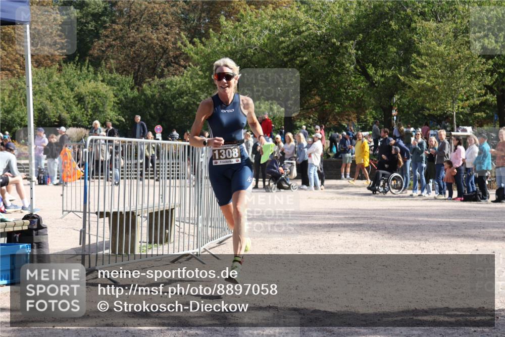 14.09.2025 - Stadtparktriathlon Strokosch-Dieckow http://msf.ph/oto/8897058 14.09.2025 13:25:28 Ziel 1308 meine-sportfotos.de