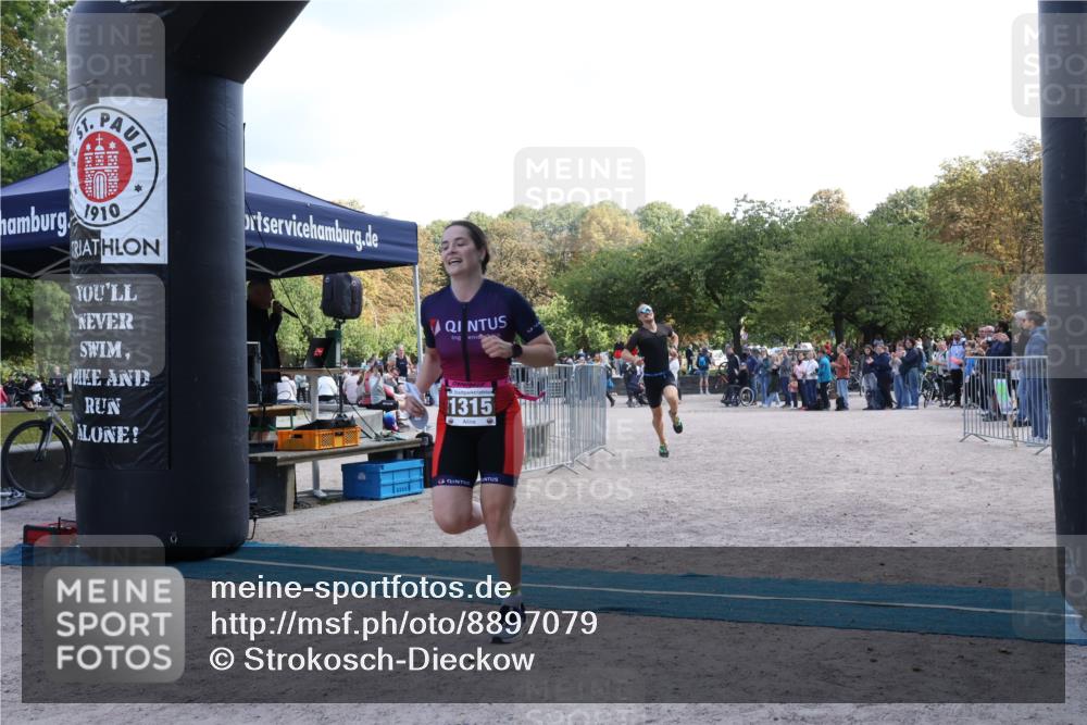14.09.2025 - Stadtparktriathlon Strokosch-Dieckow http://msf.ph/oto/8897079 14.09.2025 13:26:01 Ziel 1208, 1280, 1315, 1382, 1417 meine-sportfotos.de