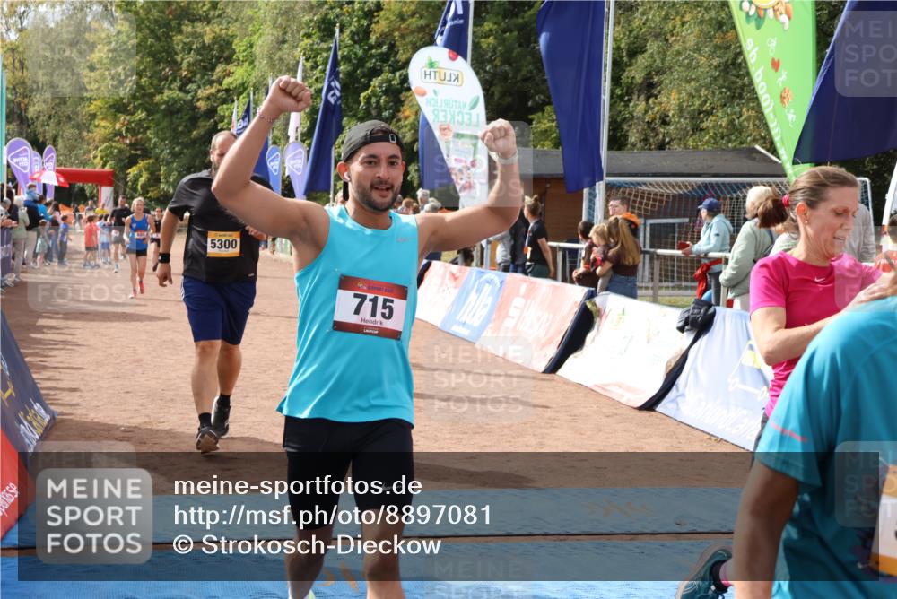 14.09.2025 - Airport Race Strokosch-Dieckow http://msf.ph/oto/8897081 14.09.2025 12:21:12 Ziel 8, 81, 313, 642, 689, 715, 794, 896, 1519, 5300, 5495, 5545 meine-sportfotos.de