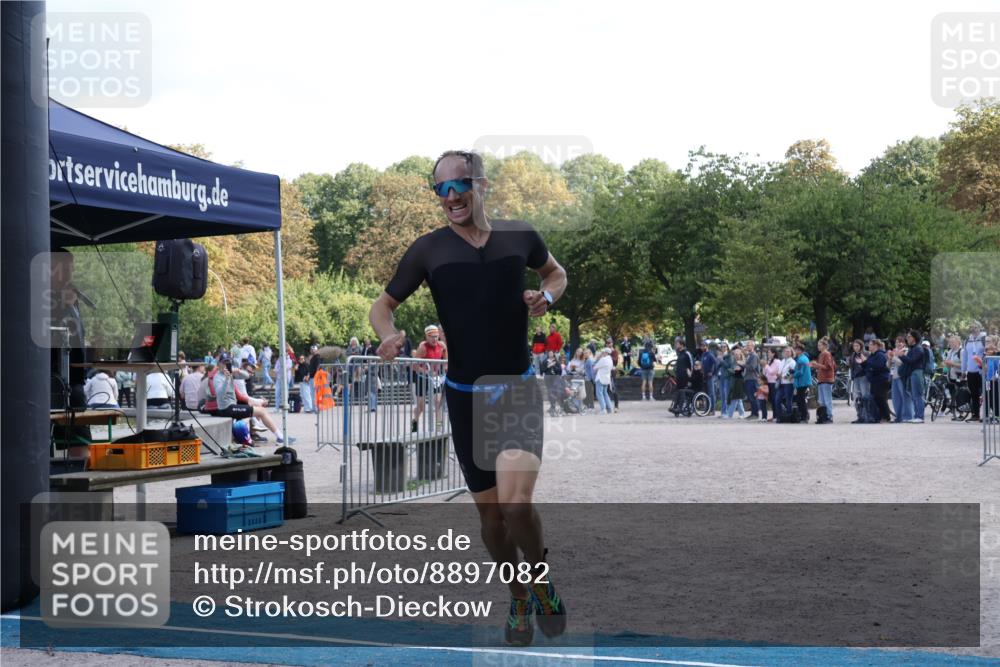 14.09.2025 - Stadtparktriathlon Strokosch-Dieckow http://msf.ph/oto/8897082 14.09.2025 13:26:02 Ziel 1208, 1280, 1315, 1382, 1417 meine-sportfotos.de