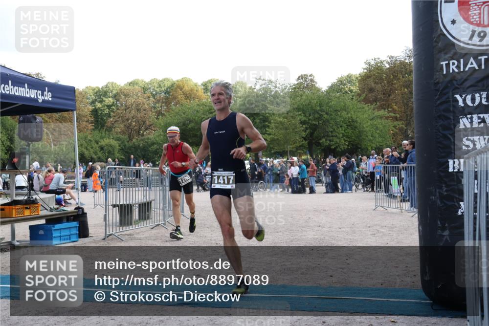 14.09.2025 - Stadtparktriathlon Strokosch-Dieckow http://msf.ph/oto/8897089 14.09.2025 13:26:06 Ziel 1208, 1315, 1382, 1417 meine-sportfotos.de