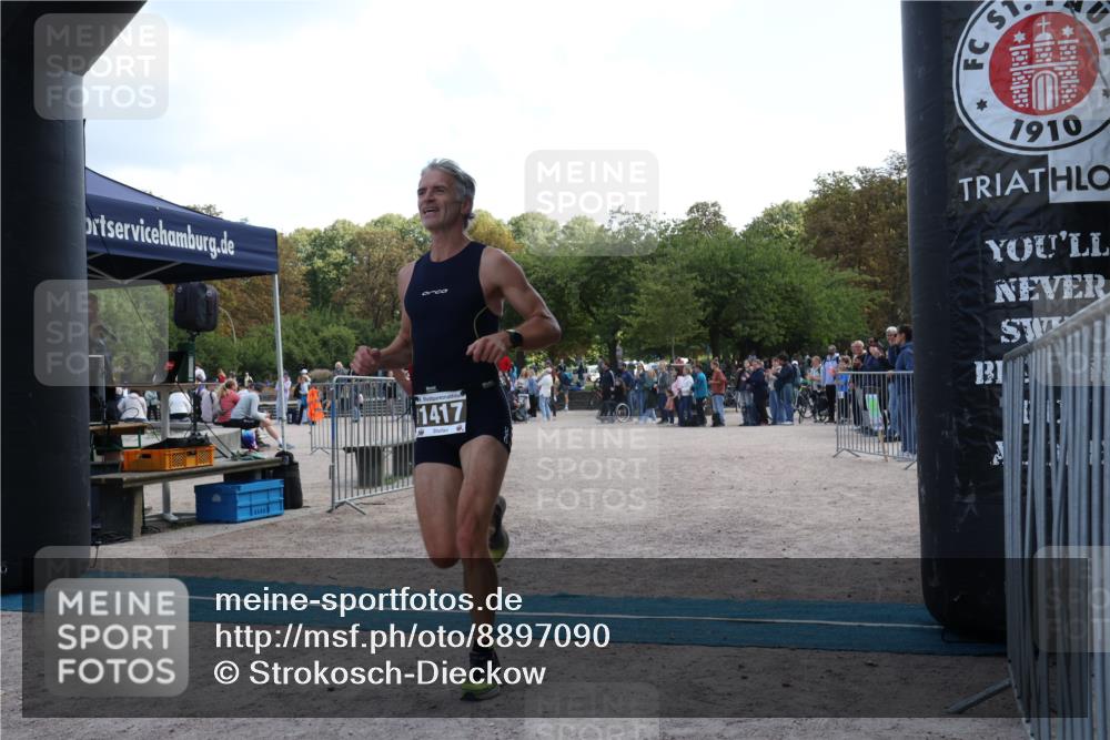 14.09.2025 - Stadtparktriathlon Strokosch-Dieckow http://msf.ph/oto/8897090 14.09.2025 13:26:06 Ziel 1208, 1315, 1382, 1417 meine-sportfotos.de