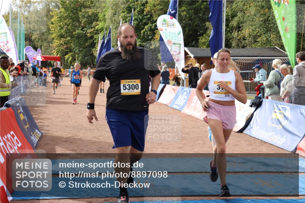 14.09.2025 - Airport Race Strokosch-Dieckow http://msf.ph/oto/8897098 14.09.2025 12:21:14 Ziel 8, 81, 313, 642, 689, 715, 794, 896, 1519, 5300, 5495 meine-sportfotos.de