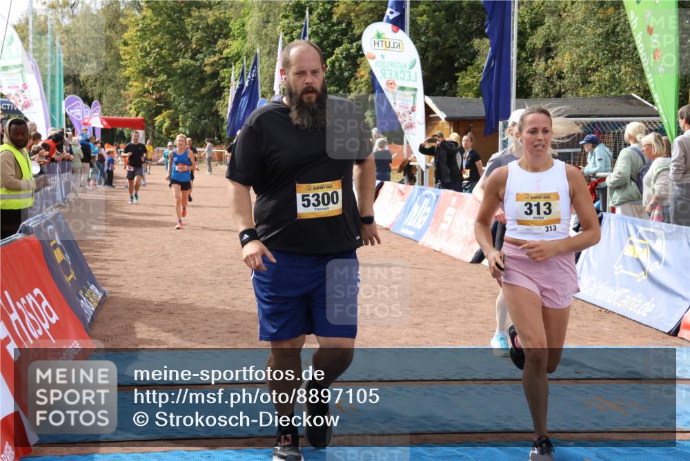 14.09.2025 - Airport Race Strokosch-Dieckow http://msf.ph/oto/8897105 14.09.2025 12:21:14 Ziel 8, 81, 313, 642, 689, 715, 794, 896, 1519, 5300, 5495 meine-sportfotos.de