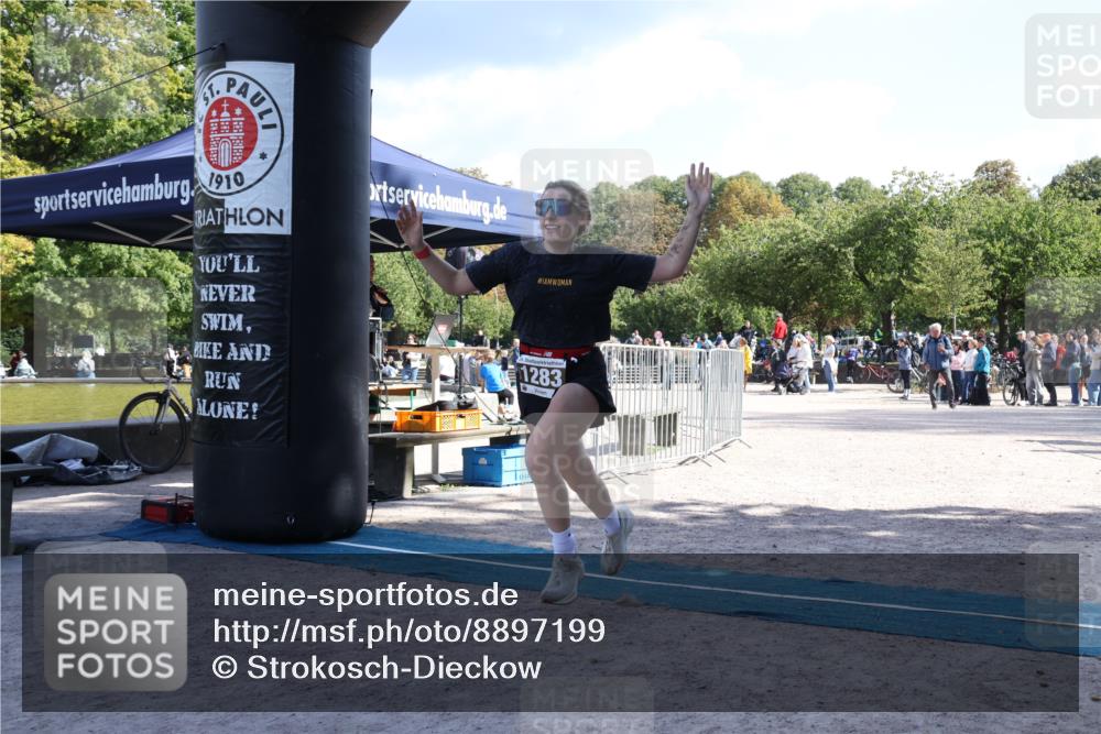14.09.2025 - Stadtparktriathlon Strokosch-Dieckow http://msf.ph/oto/8897199 14.09.2025 13:31:44 Ziel 1283 meine-sportfotos.de