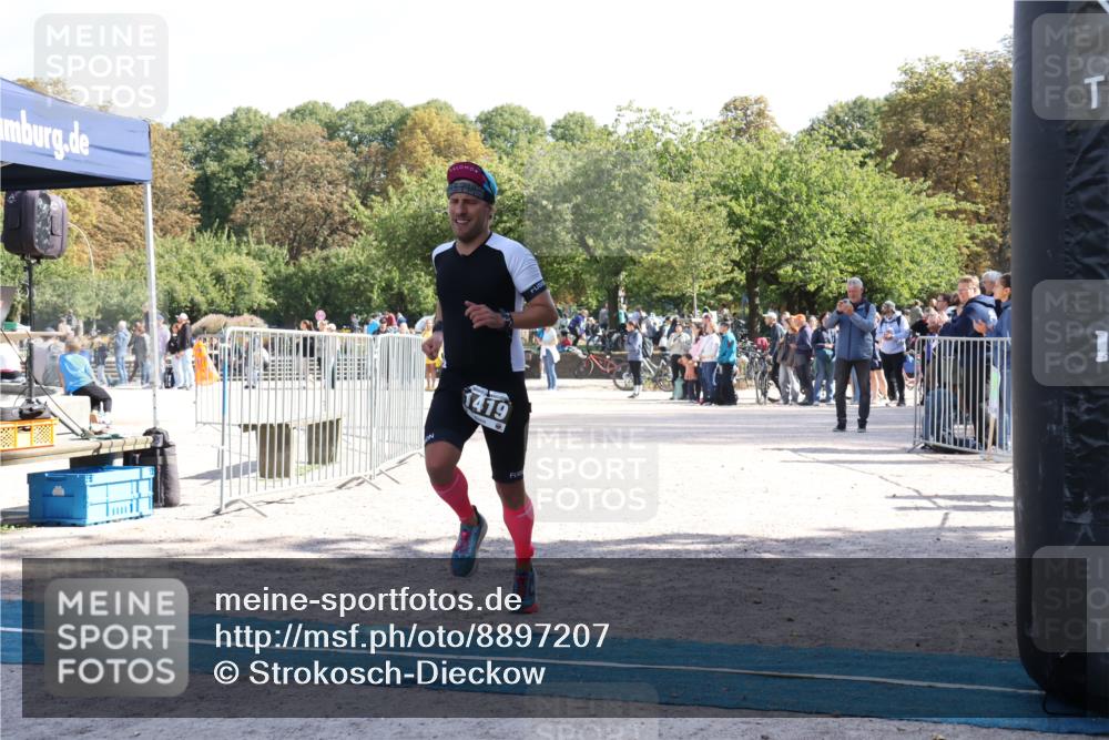 14.09.2025 - Stadtparktriathlon Strokosch-Dieckow http://msf.ph/oto/8897207 14.09.2025 13:31:56 Ziel 1419 meine-sportfotos.de