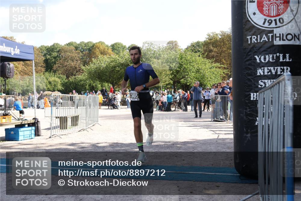 14.09.2025 - Stadtparktriathlon Strokosch-Dieckow http://msf.ph/oto/8897212 14.09.2025 13:32:13 Ziel 1365 meine-sportfotos.de