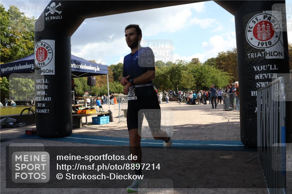 14.09.2025 - Stadtparktriathlon Strokosch-Dieckow http://msf.ph/oto/8897214 14.09.2025 13:32:14 Ziel 1365 meine-sportfotos.de