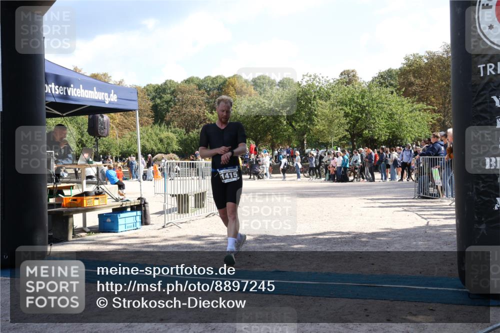 14.09.2025 - Stadtparktriathlon Strokosch-Dieckow http://msf.ph/oto/8897245 14.09.2025 13:32:46 Ziel 1415 meine-sportfotos.de