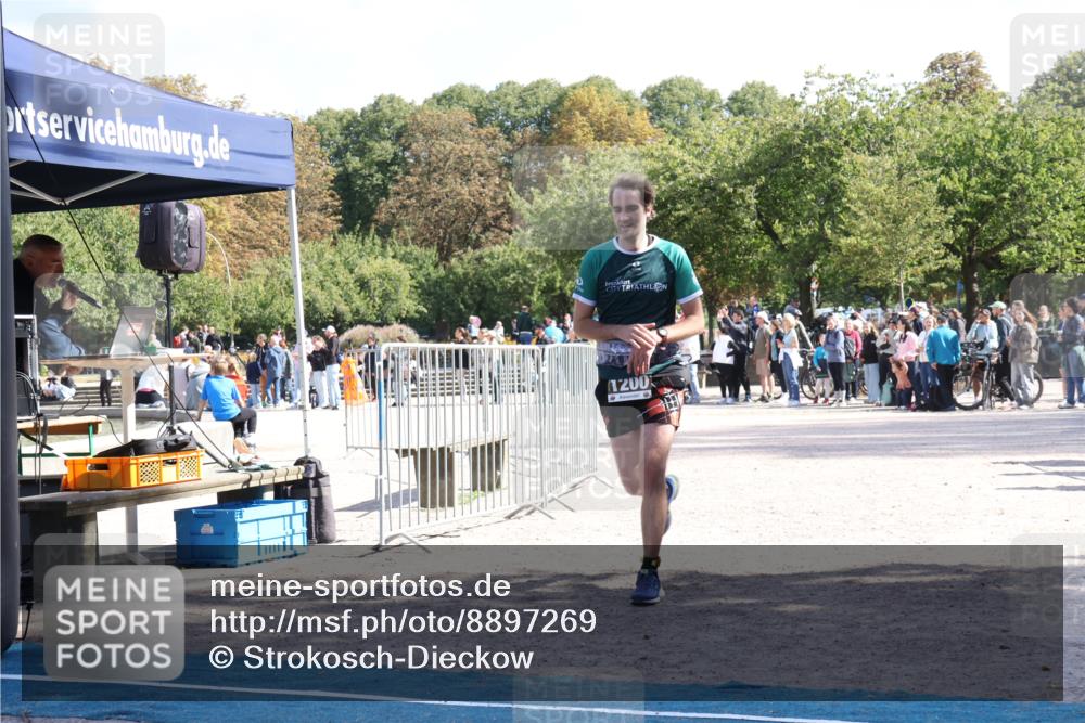 14.09.2025 - Stadtparktriathlon Strokosch-Dieckow http://msf.ph/oto/8897269 14.09.2025 13:33:15 Ziel 1200, 1355 meine-sportfotos.de