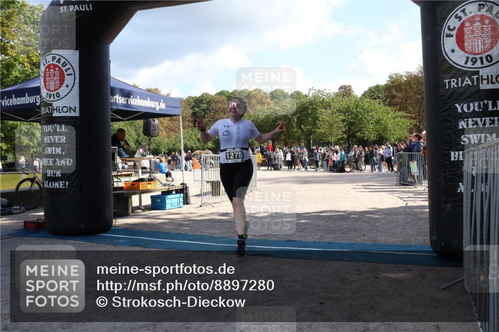 14.09.2025 - Stadtparktriathlon Strokosch-Dieckow http://msf.ph/oto/8897280 14.09.2025 13:33:25 Ziel 1278 meine-sportfotos.de