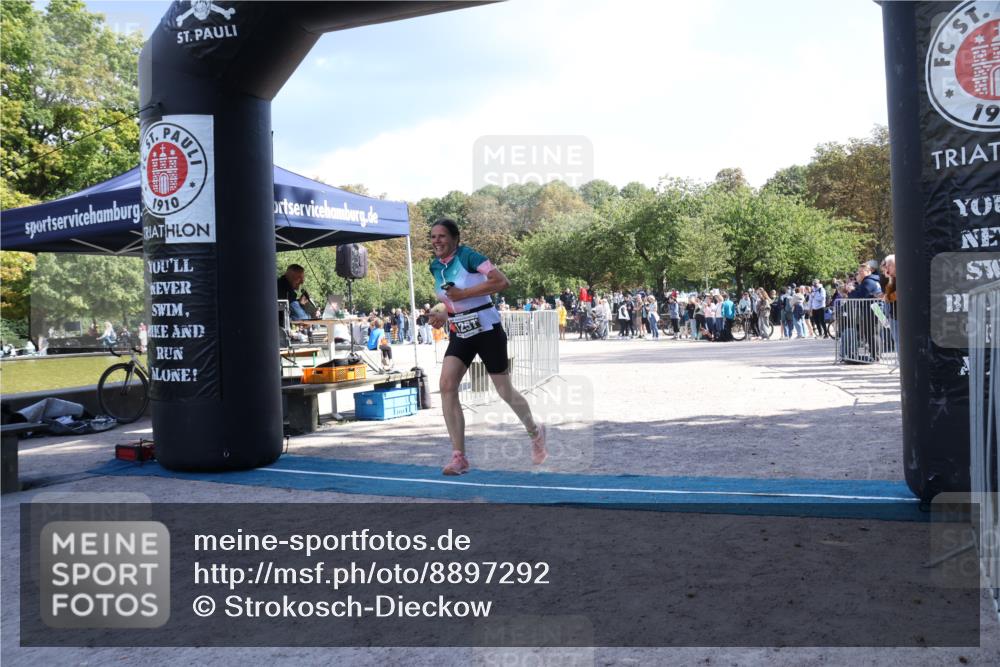 14.09.2025 - Stadtparktriathlon Strokosch-Dieckow http://msf.ph/oto/8897292 14.09.2025 13:33:42 Ziel 1257 meine-sportfotos.de