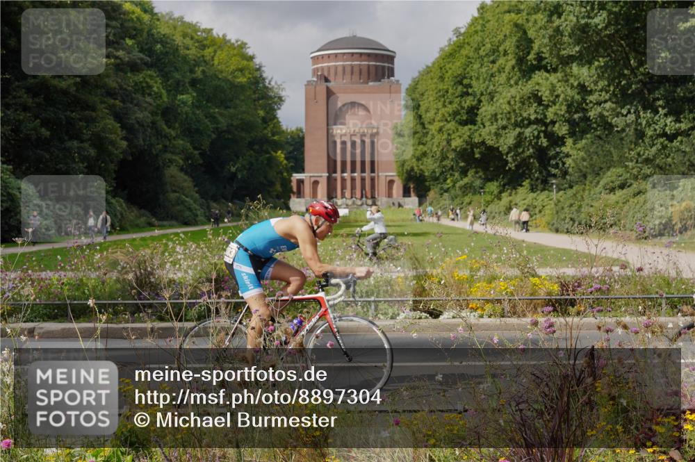 14.09.2025 - Stadtparktriathlon Michael Burmester http://msf.ph/oto/8897304 14.09.2025 12:34:49 Radfahren 1250, 1280, 1314, 1353, 1383, 1390 meine-sportfotos.de