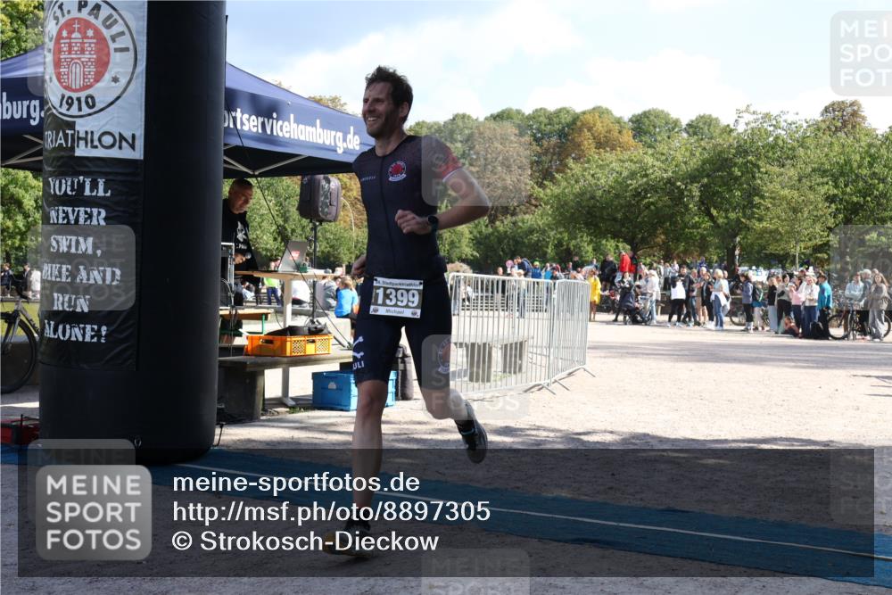 14.09.2025 - Stadtparktriathlon Strokosch-Dieckow http://msf.ph/oto/8897305 14.09.2025 13:33:51 Ziel 1399 meine-sportfotos.de