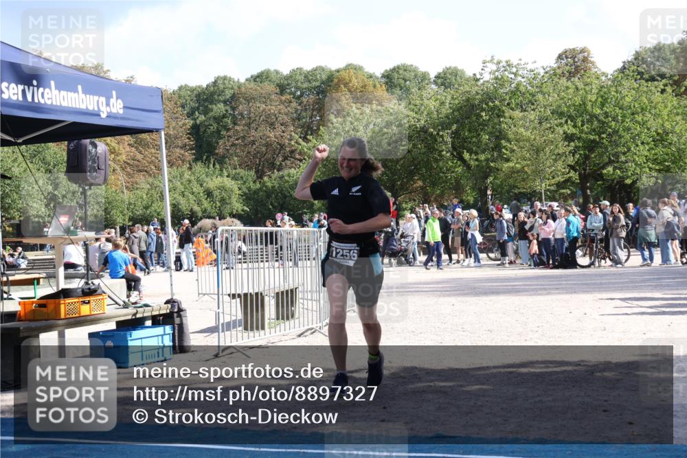 14.09.2025 - Stadtparktriathlon Strokosch-Dieckow http://msf.ph/oto/8897327 14.09.2025 13:34:20 Ziel 1256 meine-sportfotos.de