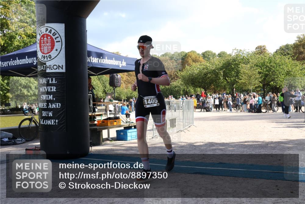 14.09.2025 - Stadtparktriathlon Strokosch-Dieckow http://msf.ph/oto/8897350 14.09.2025 13:34:32 Ziel 1405, 1413 meine-sportfotos.de