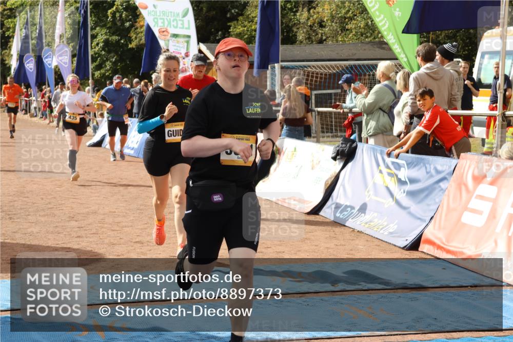 14.09.2025 - Airport Race Strokosch-Dieckow http://msf.ph/oto/8897373 14.09.2025 12:22:02 Ziel 431, 435, 573, 721, 1187, 1201, 1410, 1412, 1772, 4192, 4261, 5001, 5410 meine-sportfotos.de