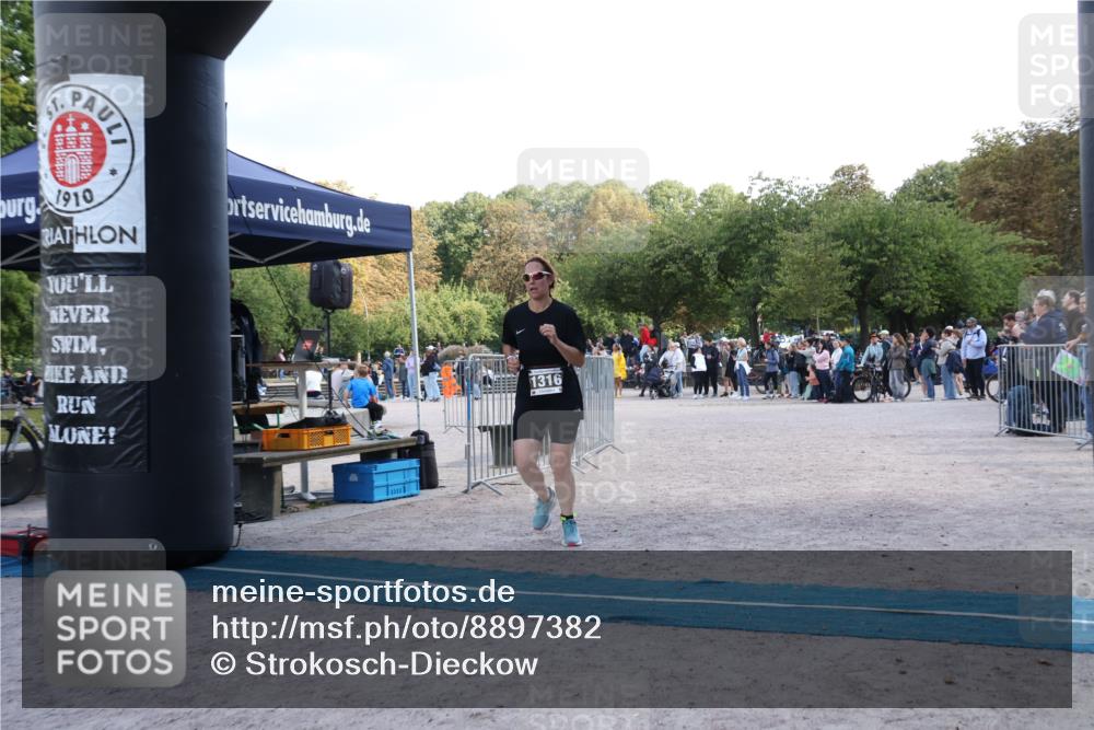 14.09.2025 - Stadtparktriathlon Strokosch-Dieckow http://msf.ph/oto/8897382 14.09.2025 13:34:57 Ziel 1316 meine-sportfotos.de