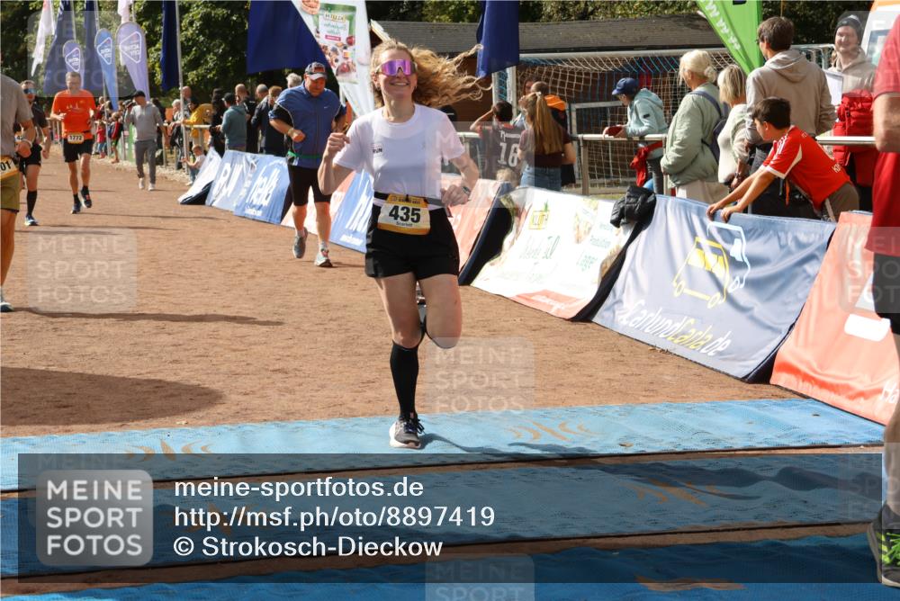 14.09.2025 - Airport Race Strokosch-Dieckow http://msf.ph/oto/8897419 14.09.2025 12:22:04 Ziel 431, 435, 573, 1201, 1412, 1772, 4192, 4261, 5001, 5410 meine-sportfotos.de