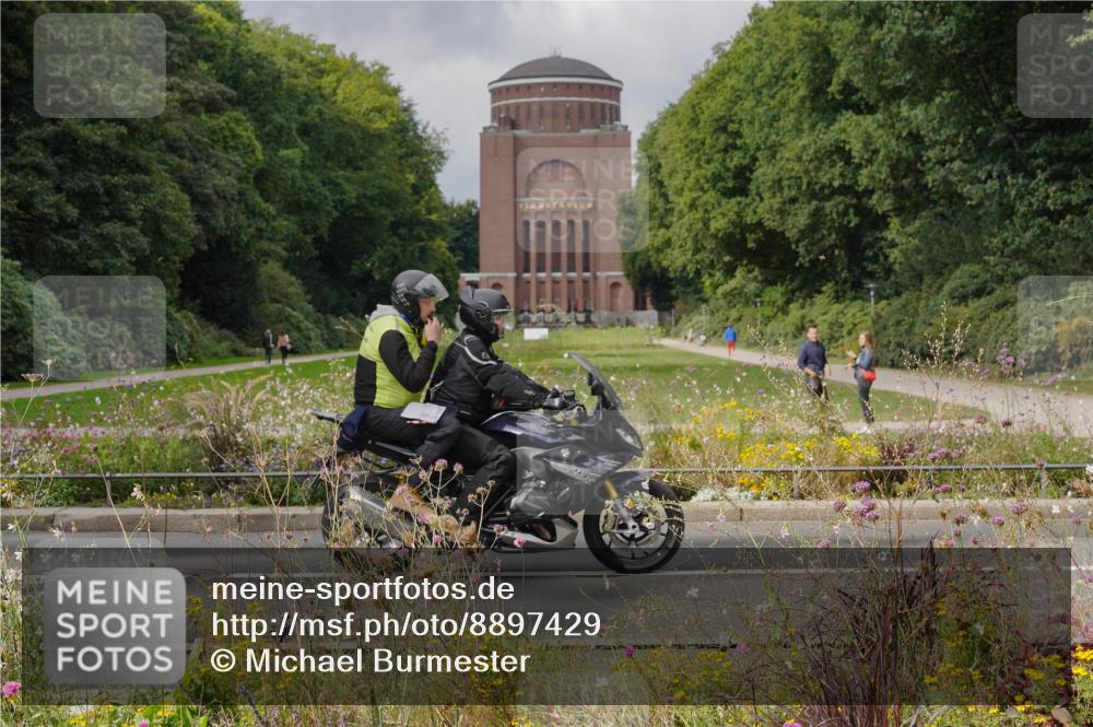 14.09.2025 - Stadtparktriathlon Michael Burmester http://msf.ph/oto/8897429 14.09.2025 12:37:32 Radfahren 1142, 1169, 1256, 1319, 1420 meine-sportfotos.de