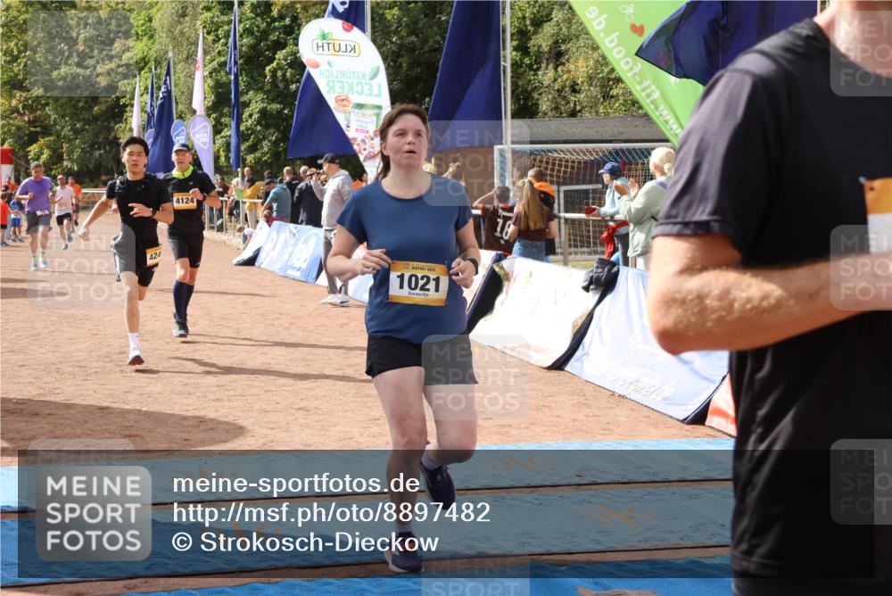 14.09.2025 - Airport Race Strokosch-Dieckow http://msf.ph/oto/8897482 14.09.2025 12:22:16 Ziel 18, 664, 1021, 1565, 4115, 4124, 4245 meine-sportfotos.de