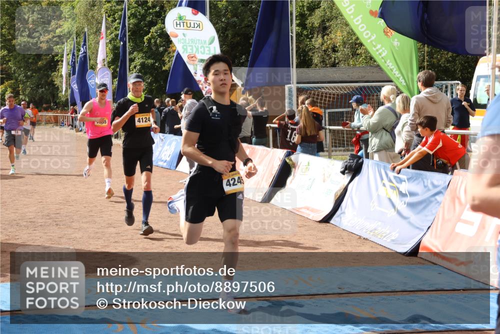 14.09.2025 - Airport Race Strokosch-Dieckow http://msf.ph/oto/8897506 14.09.2025 12:22:17 Ziel 18, 316, 664, 1021, 1565, 4115, 4124, 4245 meine-sportfotos.de