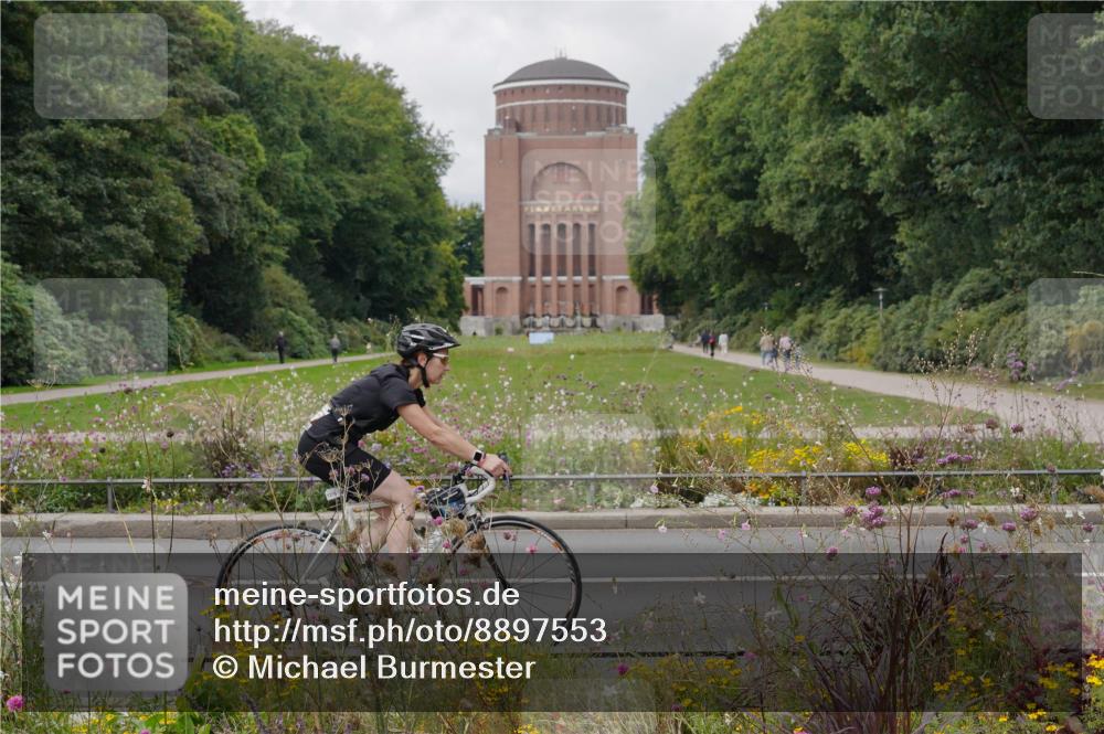 14.09.2025 - Stadtparktriathlon Michael Burmester http://msf.ph/oto/8897553 14.09.2025 12:39:00 Radfahren 1248, 1281, 1294, 1316, 1344, 1369, 1370 meine-sportfotos.de