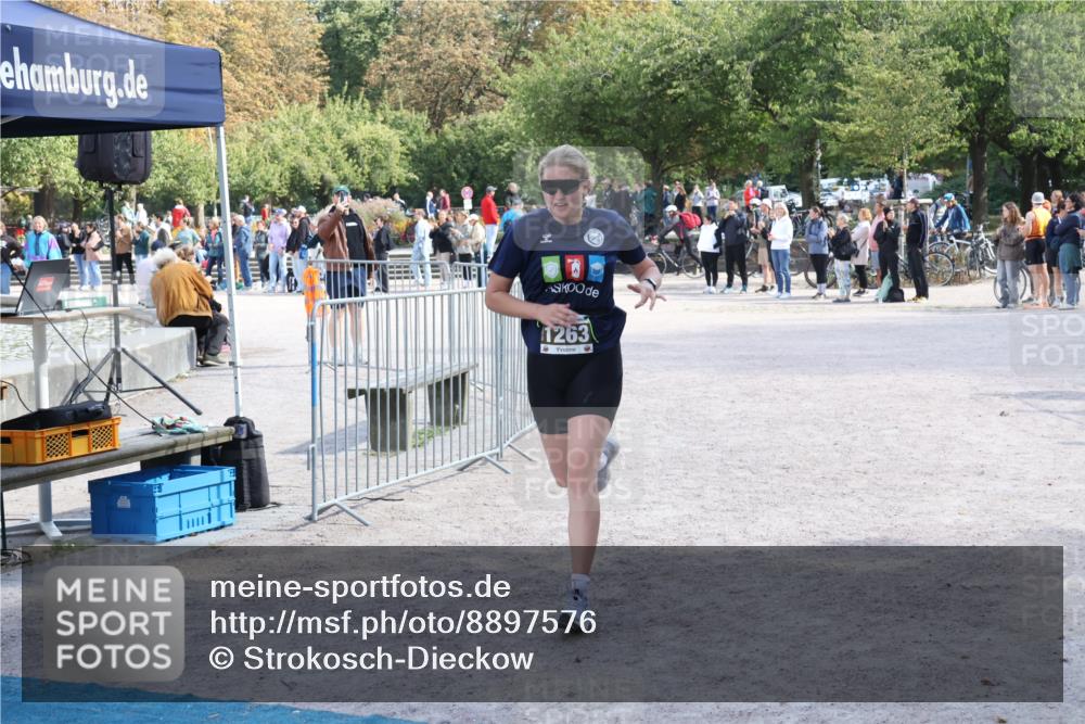 14.09.2025 - Stadtparktriathlon Strokosch-Dieckow http://msf.ph/oto/8897576 14.09.2025 13:38:10 Ziel 1263 meine-sportfotos.de