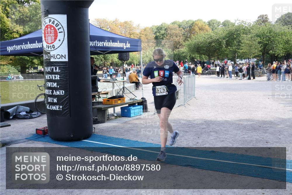 14.09.2025 - Stadtparktriathlon Strokosch-Dieckow http://msf.ph/oto/8897580 14.09.2025 13:38:11 Ziel 1263 meine-sportfotos.de