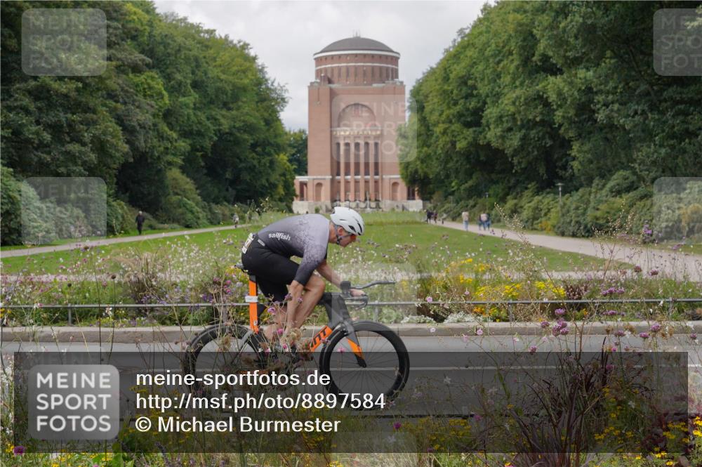 14.09.2025 - Stadtparktriathlon Michael Burmester http://msf.ph/oto/8897584 14.09.2025 12:39:14 Radfahren 1145, 1263, 1347, 1413, 1414 meine-sportfotos.de
