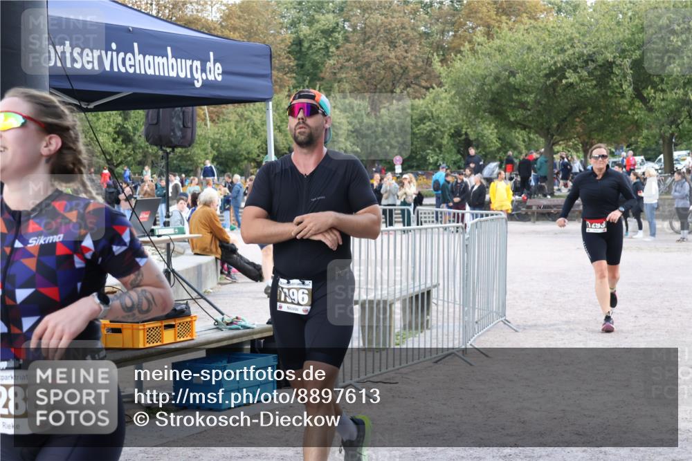 14.09.2025 - Stadtparktriathlon Strokosch-Dieckow http://msf.ph/oto/8897613 14.09.2025 13:38:34 Ziel 1251, 1288, 1293, 1396 meine-sportfotos.de
