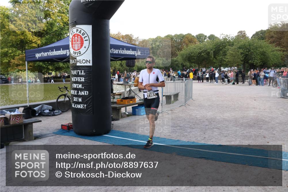 14.09.2025 - Stadtparktriathlon Strokosch-Dieckow http://msf.ph/oto/8897637 14.09.2025 13:38:49 Ziel 1381 meine-sportfotos.de