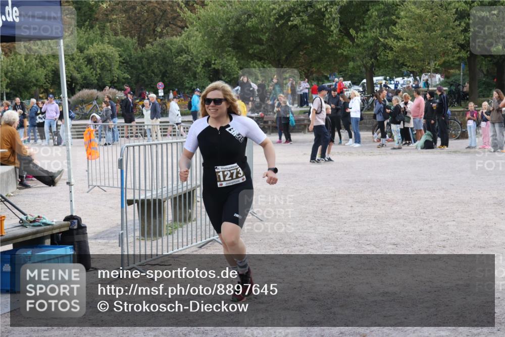 14.09.2025 - Stadtparktriathlon Strokosch-Dieckow http://msf.ph/oto/8897645 14.09.2025 13:39:00 Ziel 1273 meine-sportfotos.de