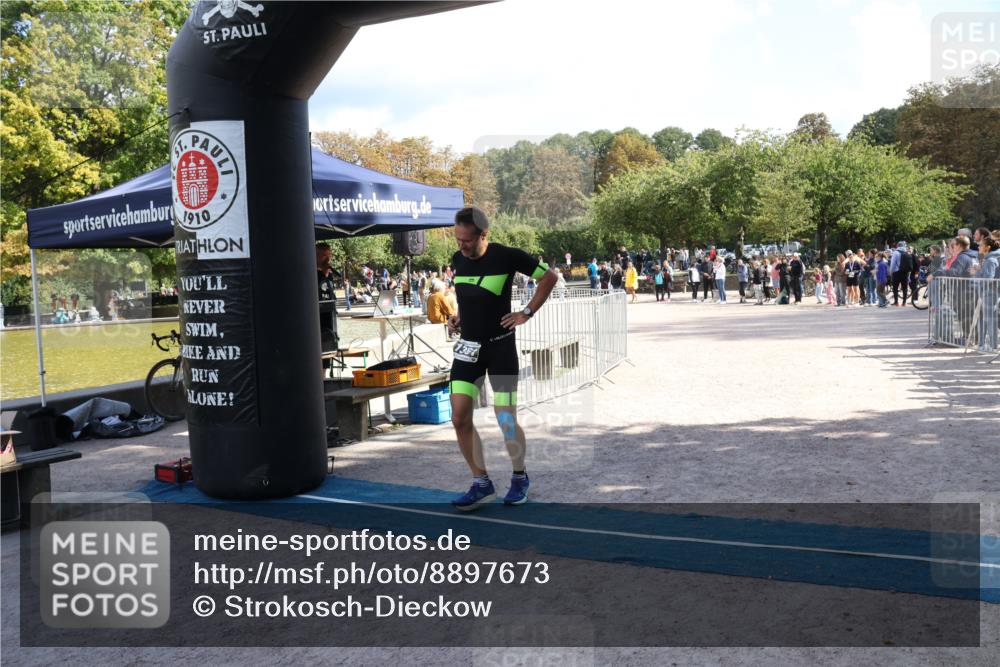 14.09.2025 - Stadtparktriathlon Strokosch-Dieckow http://msf.ph/oto/8897673 14.09.2025 13:39:32 Ziel 1361 meine-sportfotos.de