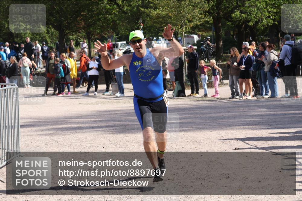 14.09.2025 - Stadtparktriathlon Strokosch-Dieckow http://msf.ph/oto/8897697 14.09.2025 13:40:09 Ziel 1373 meine-sportfotos.de