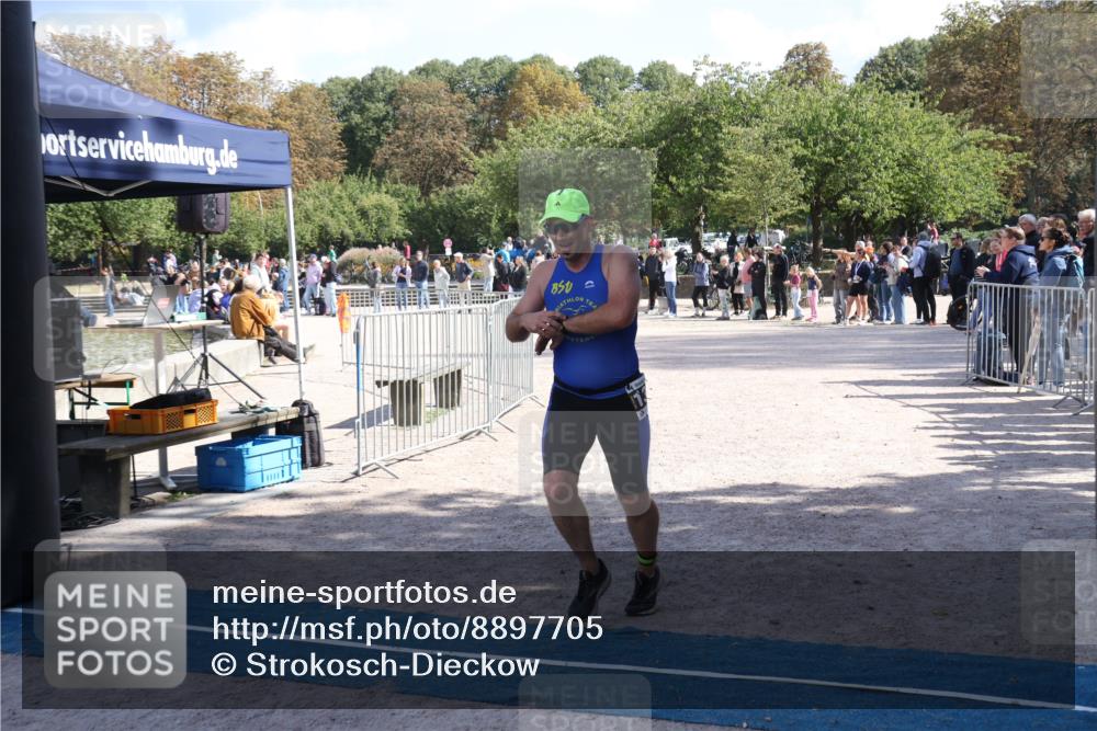 14.09.2025 - Stadtparktriathlon Strokosch-Dieckow http://msf.ph/oto/8897705 14.09.2025 13:40:10 Ziel 1373 meine-sportfotos.de