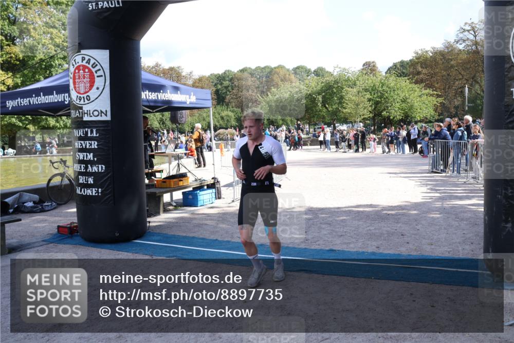 14.09.2025 - Stadtparktriathlon Strokosch-Dieckow http://msf.ph/oto/8897735 14.09.2025 13:40:45 Ziel 1403, 1410 meine-sportfotos.de